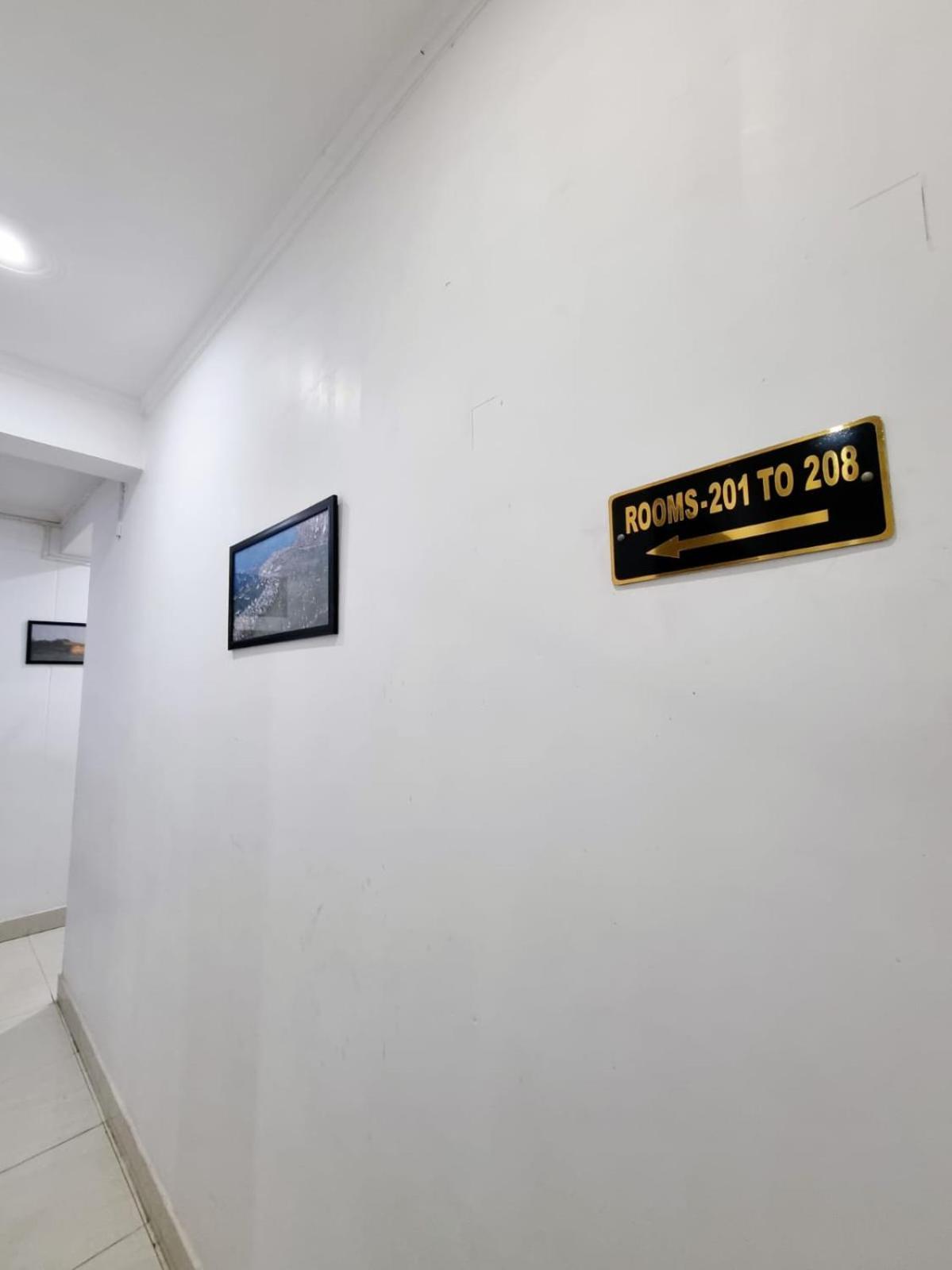 Holidayy Inn Allāhābād Junction Kültér fotó