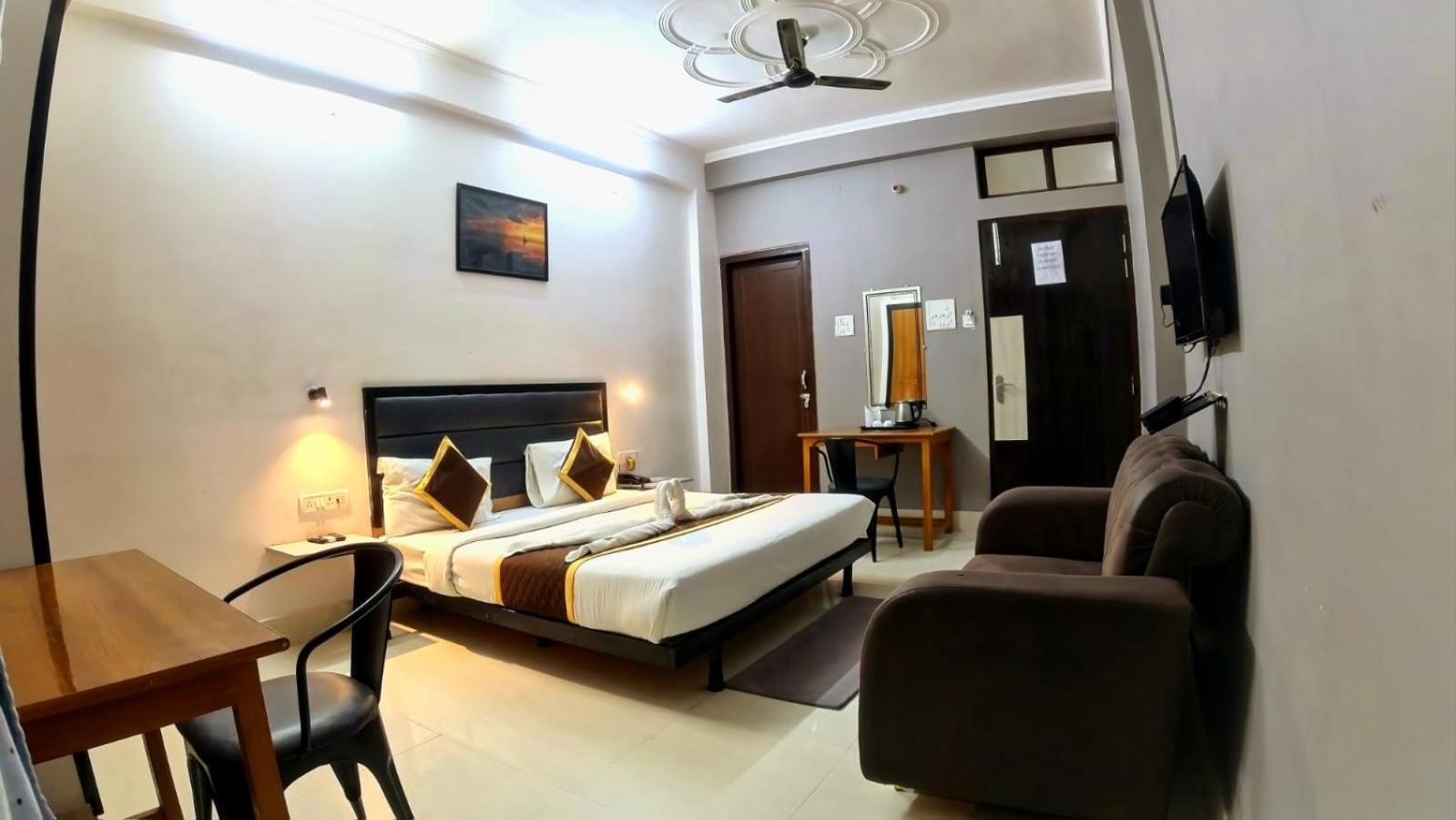 Holidayy Inn Allāhābād Junction Kültér fotó