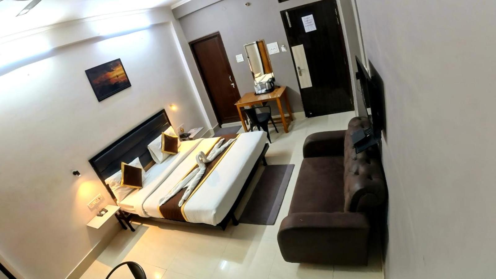 Holidayy Inn Allāhābād Junction Kültér fotó